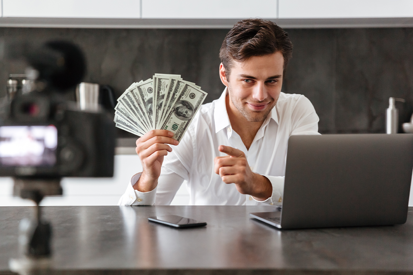 درآمد اینترنتی